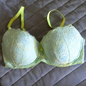 Victoria's Secret balconette bra